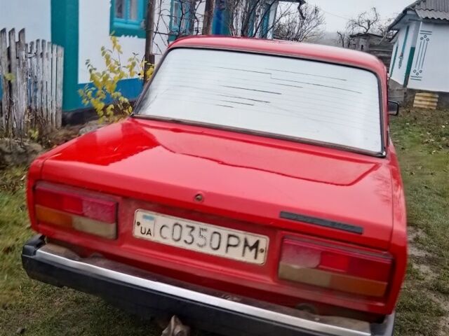 Красный ВАЗ 2107, объемом двигателя 0 л и пробегом 421 тыс. км за 550 $, фото 2 на Automoto.ua