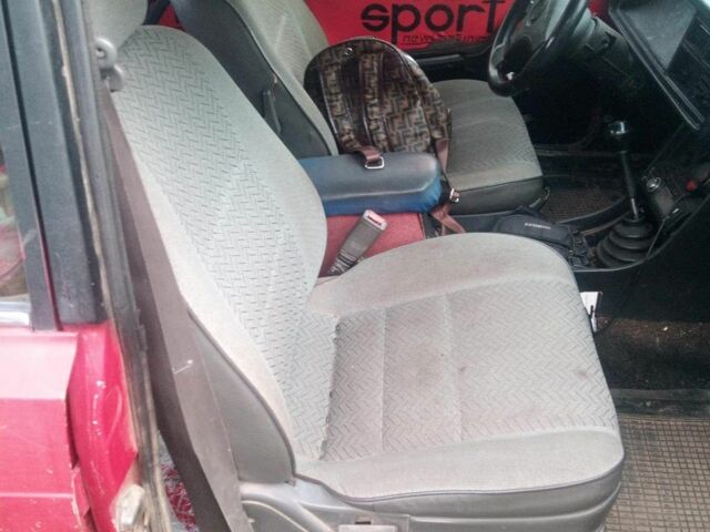 Червоний ВАЗ 2107, об'ємом двигуна 1.5 л та пробігом 60 тис. км за 379 $, фото 2 на Automoto.ua