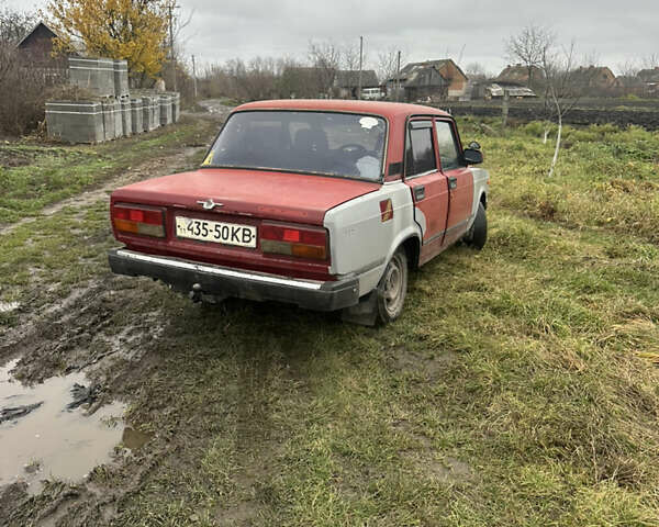 Красный ВАЗ 2107, объемом двигателя 1.5 л и пробегом 666 тыс. км за 712 $, фото 4 на Automoto.ua