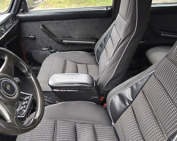 Красный ВАЗ 2107, объемом двигателя 1.5 л и пробегом 125 тыс. км за 1300 $, фото 13 на Automoto.ua