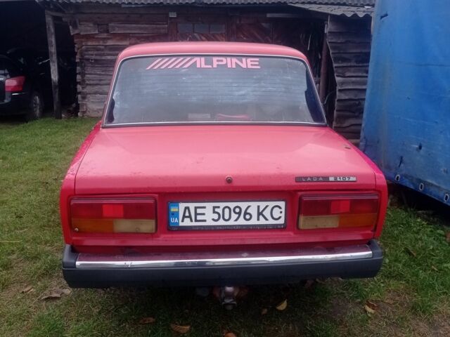 ВАЗ 2107 1991 в Ковель на Automoto.ua Красный ВАЗ 2107, объемом двигателя 1.5 л и пробегом 100 тыс. км за 950 $, фото 3 на Automoto.ua
