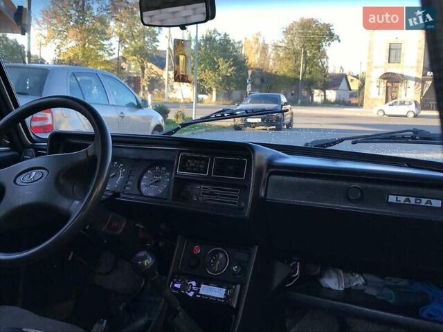 Красный ВАЗ 2107, объемом двигателя 1.6 л и пробегом 376 тыс. км за 1500 $, фото 7 на Automoto.ua