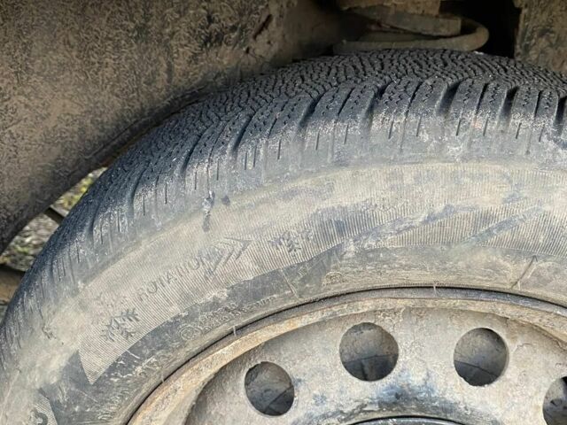 Червоний ВАЗ 2107, об'ємом двигуна 1 л та пробігом 321 тис. км за 846 $, фото 6 на Automoto.ua