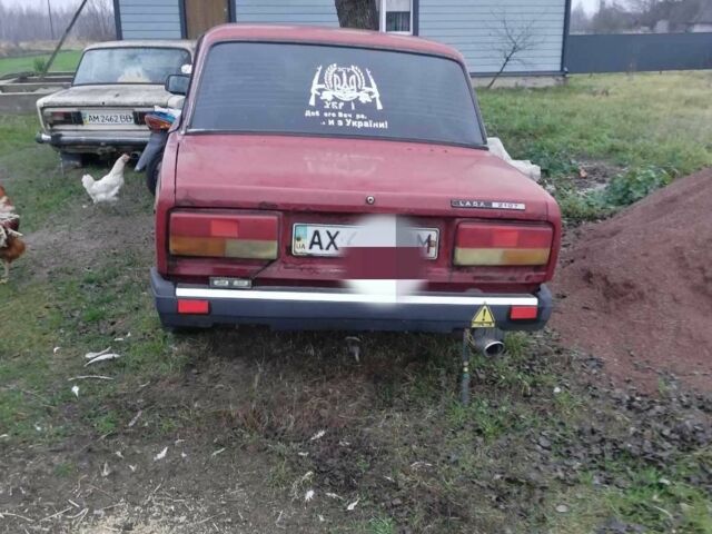 Красный ВАЗ 2107, объемом двигателя 1.5 л и пробегом 2 тыс. км за 720 $, фото 2 на Automoto.ua