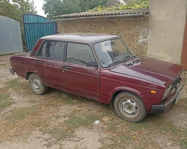 Красный ВАЗ 2107, объемом двигателя 1.45 л и пробегом 200 тыс. км за 650 $, фото 6 на Automoto.ua