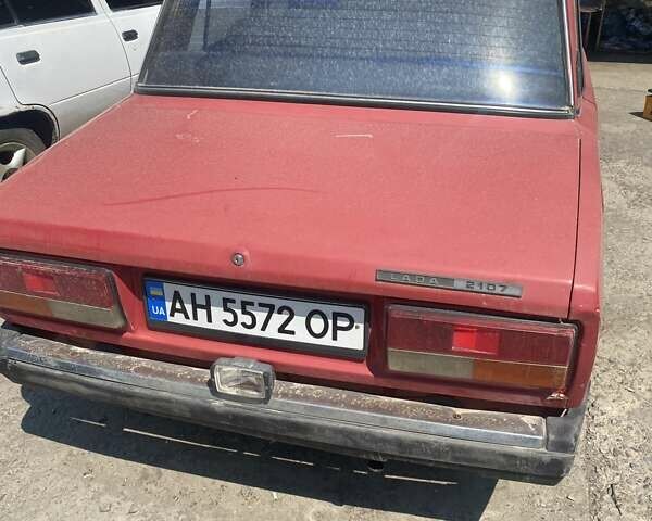 Красный ВАЗ 2107, объемом двигателя 1.45 л и пробегом 40 тыс. км за 601 $, фото 1 на Automoto.ua
