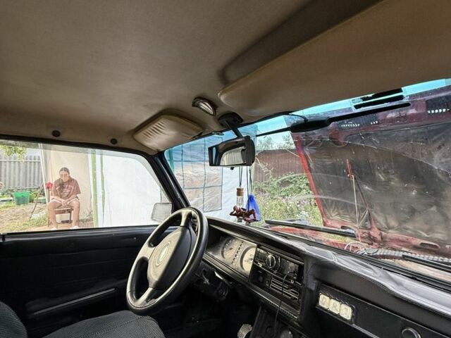 ВАЗ 2107 1991 у Миргороде на Automoto.ua Червоний ВАЗ 2107, об'ємом двигуна 1.5 л та пробігом 30 тис. км за 950 $, фото 22 на Automoto.ua
