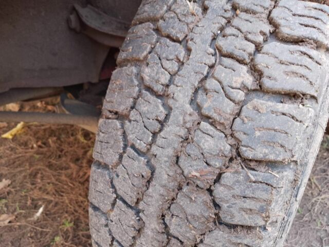 ВАЗ 2107 1991 в Черкассах на Automoto.ua Красный ВАЗ 2107, объемом двигателя 6 л и пробегом 700 тыс. км за 667 $, фото 5 на Automoto.ua