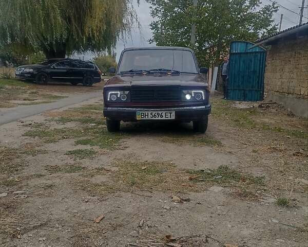 Красный ВАЗ 2107, объемом двигателя 1.45 л и пробегом 200 тыс. км за 650 $, фото 11 на Automoto.ua