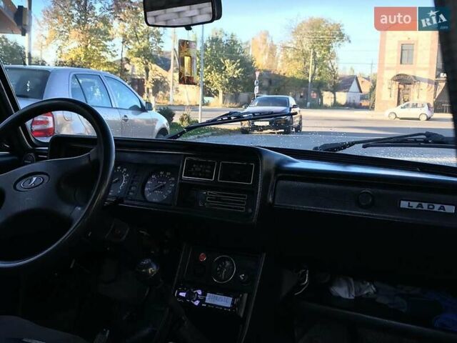 Красный ВАЗ 2107, объемом двигателя 1.6 л и пробегом 376 тыс. км за 1500 $, фото 6 на Automoto.ua