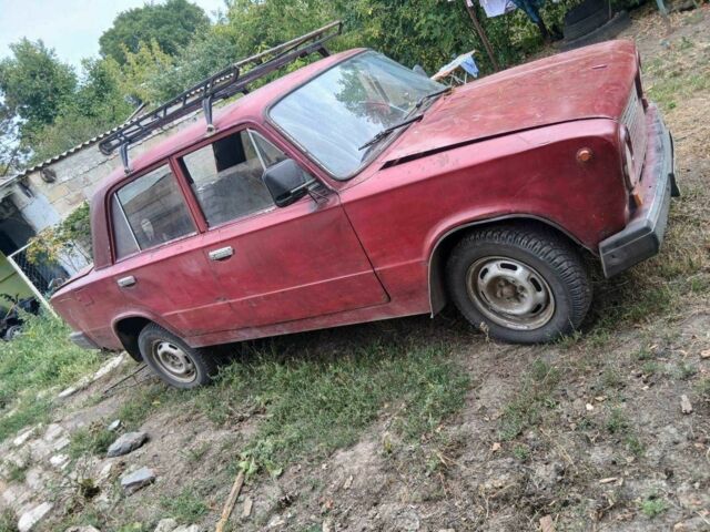 Красный ВАЗ 2107, объемом двигателя 1.5 л и пробегом 3 тыс. км за 850 $, фото 4 на Automoto.ua