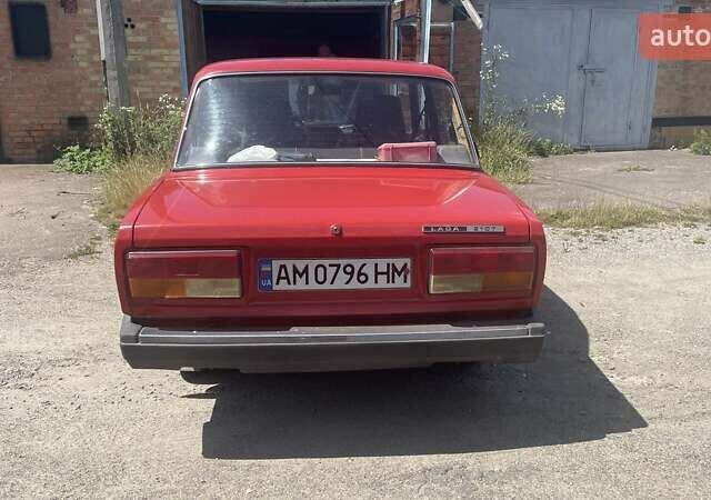 Красный ВАЗ 2107, объемом двигателя 1.5 л и пробегом 67 тыс. км за 1525 $, фото 2 на Automoto.ua