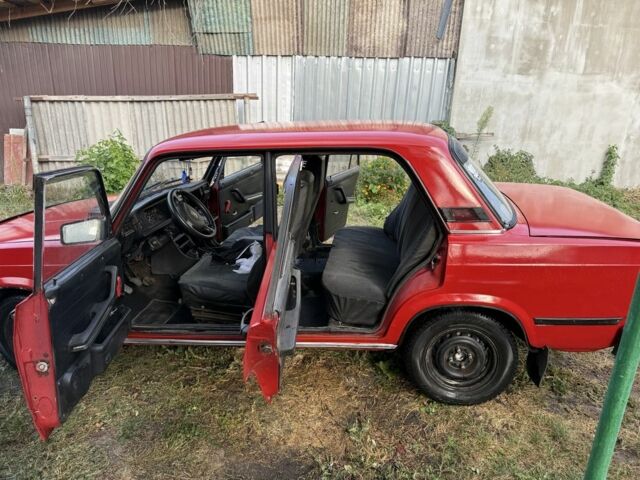 ВАЗ 2107 1991 у Миргороде на Automoto.ua Червоний ВАЗ 2107, об'ємом двигуна 1.5 л та пробігом 30 тис. км за 950 $, фото 6 на Automoto.ua