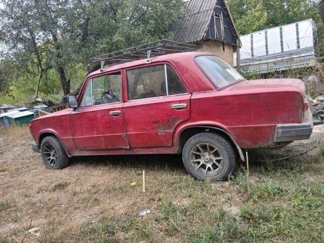 Красный ВАЗ 2107, объемом двигателя 1.5 л и пробегом 3 тыс. км за 850 $, фото 5 на Automoto.ua