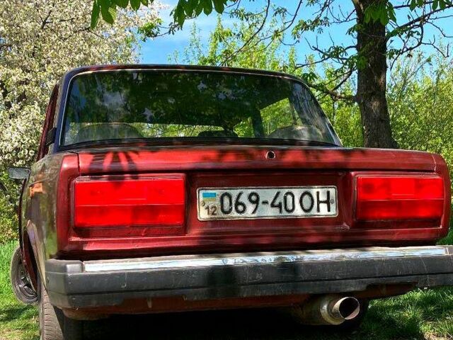 Красный ВАЗ 2107, объемом двигателя 1.5 л и пробегом 0 тыс. км за 650 $, фото 5 на Automoto.ua