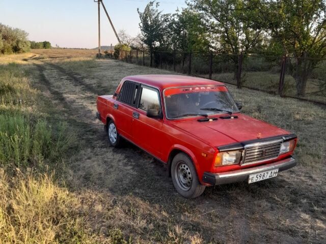 Красный ВАЗ 2107, объемом двигателя 0 л и пробегом 50 тыс. км за 834 $, фото 3 на Automoto.ua