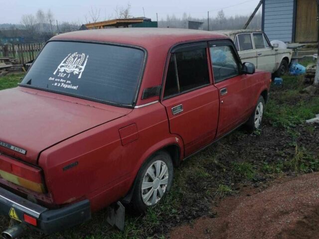 Красный ВАЗ 2107, объемом двигателя 1.5 л и пробегом 2 тыс. км за 720 $, фото 1 на Automoto.ua