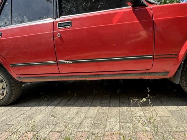 Красный ВАЗ 2107, объемом двигателя 1.3 л и пробегом 20 тыс. км за 399 $, фото 7 на Automoto.ua