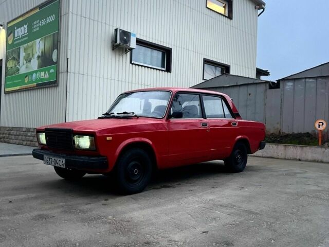 Красный ВАЗ 2107, объемом двигателя 0 л и пробегом 180 тыс. км за 947 $, фото 1 на Automoto.ua