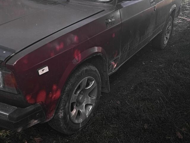 Красный ВАЗ 2107, объемом двигателя 1.5 л и пробегом 89 тыс. км за 592 $, фото 4 на Automoto.ua