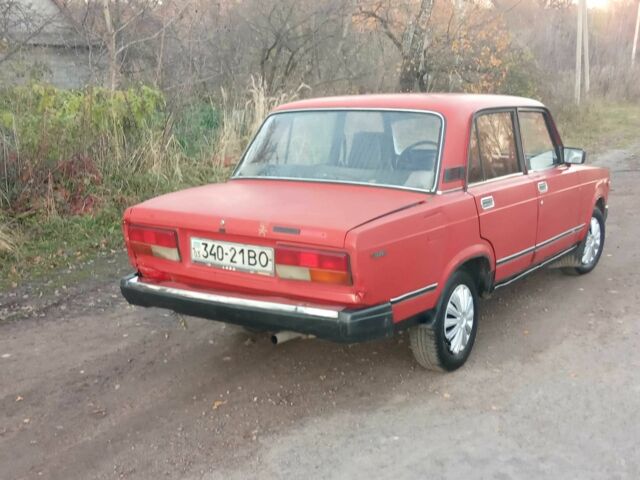 Красный ВАЗ 2107, объемом двигателя 1.3 л и пробегом 330 тыс. км за 375 $, фото 13 на Automoto.ua