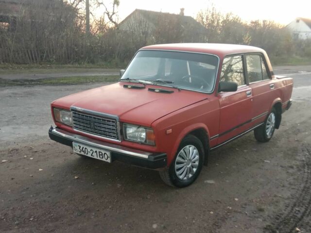 Красный ВАЗ 2107, объемом двигателя 1.3 л и пробегом 330 тыс. км за 375 $, фото 11 на Automoto.ua