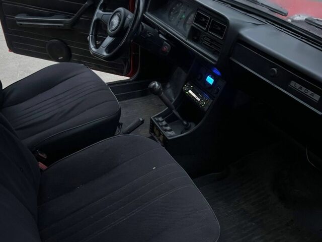 Красный ВАЗ 2107, объемом двигателя 0 л и пробегом 180 тыс. км за 947 $, фото 14 на Automoto.ua