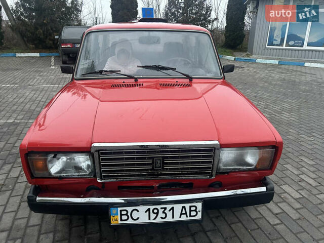 Красный ВАЗ 2107, объемом двигателя 1.45 л и пробегом 35 тыс. км за 1600 $, фото 1 на Automoto.ua