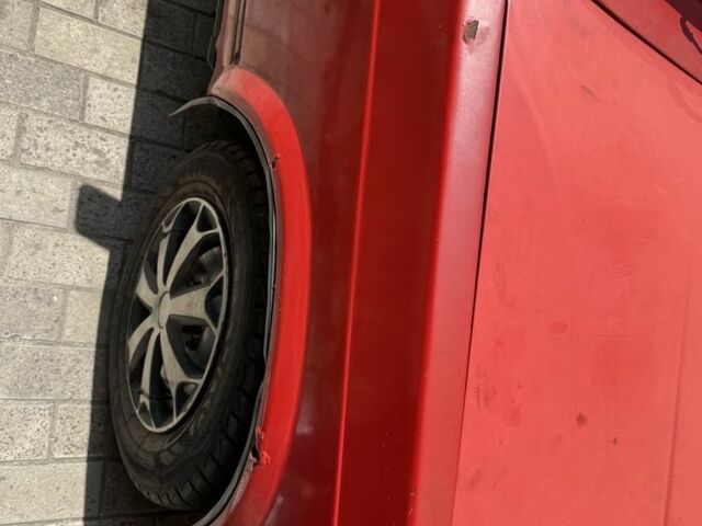 Красный ВАЗ 2107, объемом двигателя 1.3 л и пробегом 20 тыс. км за 399 $, фото 4 на Automoto.ua