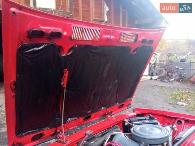 ВАЗ 2107 1992 в Львове на Automoto.ua Красный ВАЗ 2107, объемом двигателя 1.5 л и пробегом 35 тыс. км за 1300 $, фото 3 на Automoto.ua