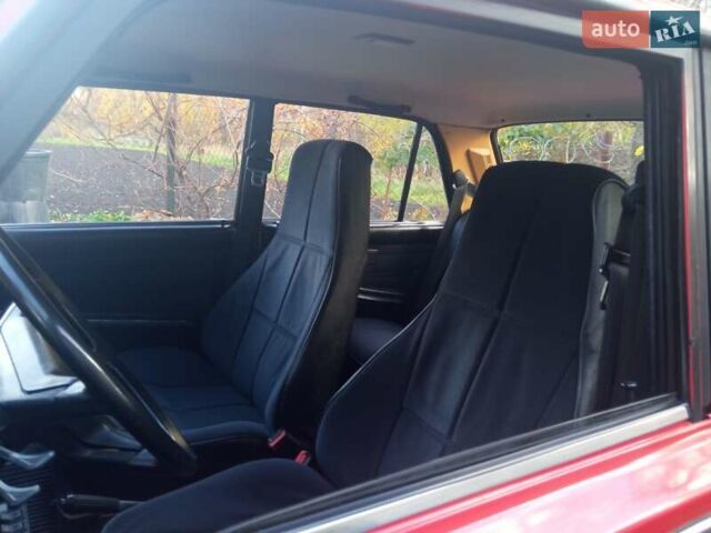 ВАЗ 2107 1992 в Львове на Automoto.ua Красный ВАЗ 2107, объемом двигателя 1.5 л и пробегом 35 тыс. км за 1300 $, фото 17 на Automoto.ua