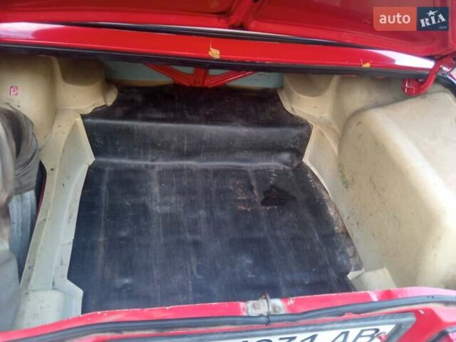 ВАЗ 2107 1992 в Львове на Automoto.ua Красный ВАЗ 2107, объемом двигателя 1.5 л и пробегом 35 тыс. км за 1300 $, фото 7 на Automoto.ua