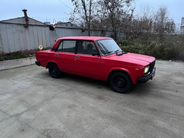 Красный ВАЗ 2107, объемом двигателя 0 л и пробегом 180 тыс. км за 947 $, фото 2 на Automoto.ua
