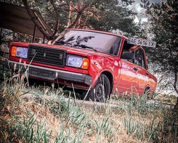 Красный ВАЗ 2107, объемом двигателя 1.5 л и пробегом 92 тыс. км за 831 $, фото 5 на Automoto.ua