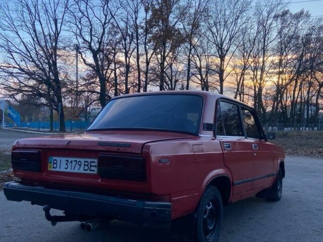 Красный ВАЗ 2107, объемом двигателя 1.3 л и пробегом 100 тыс. км за 358 $, фото 3 на Automoto.ua