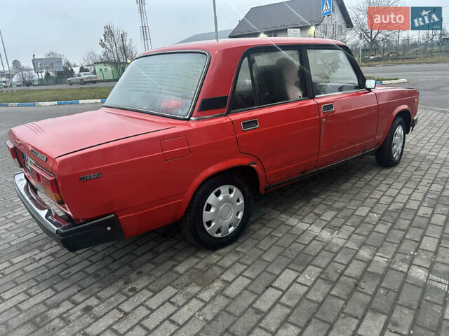 Красный ВАЗ 2107, объемом двигателя 1.45 л и пробегом 35 тыс. км за 1600 $, фото 3 на Automoto.ua