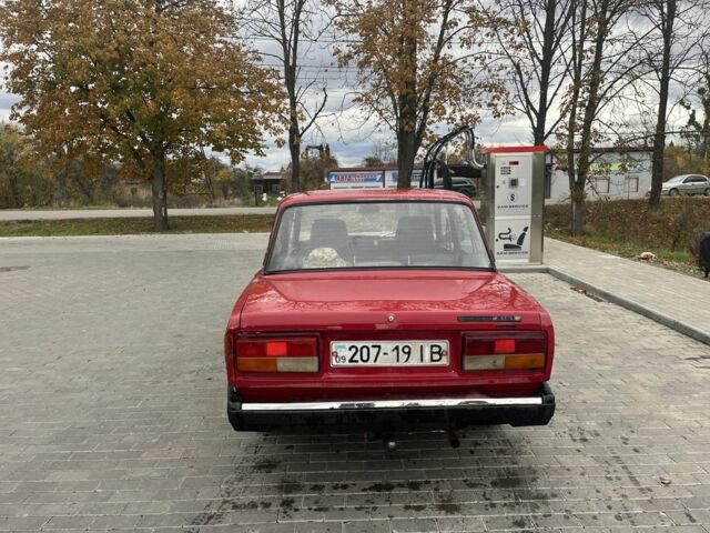 ВАЗ 2107 1992 в Стрые на Automoto.ua Красный ВАЗ 2107, объемом двигателя 1.5 л и пробегом 85 тыс. км за 594 $, фото 2 на Automoto.ua
