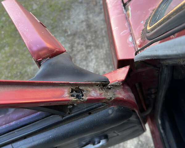 Красный ВАЗ 2107, объемом двигателя 1.45 л и пробегом 63 тыс. км за 500 $, фото 4 на Automoto.ua