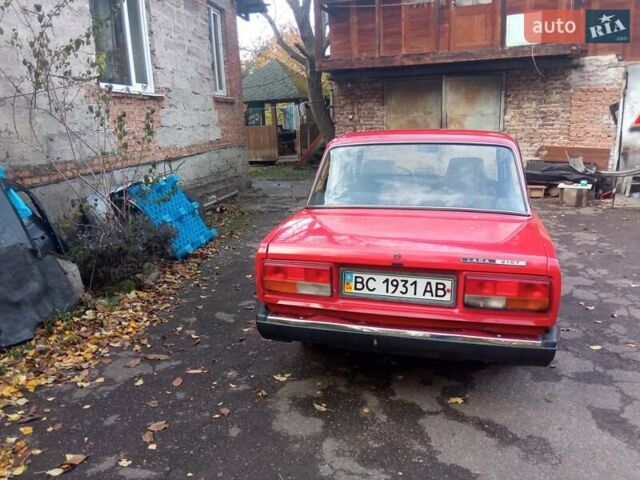 ВАЗ 2107 1992 в Львове на Automoto.ua Красный ВАЗ 2107, объемом двигателя 1.5 л и пробегом 35 тыс. км за 1300 $, фото 25 на Automoto.ua