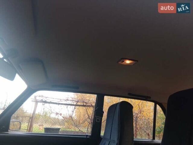 ВАЗ 2107 1992 в Львове на Automoto.ua Красный ВАЗ 2107, объемом двигателя 1.5 л и пробегом 35 тыс. км за 1300 $, фото 23 на Automoto.ua