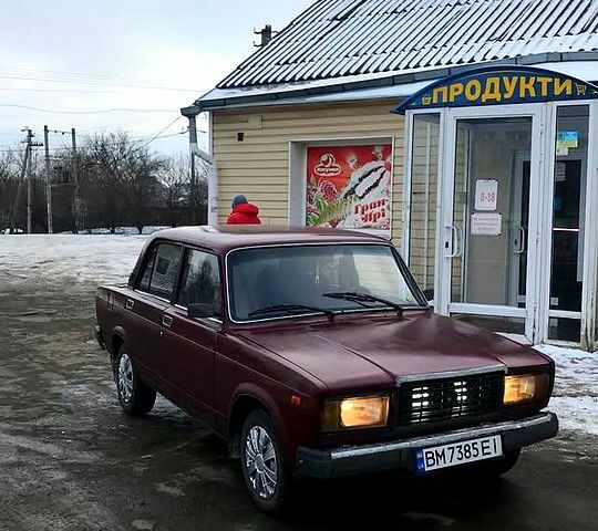 Красный ВАЗ 2107, объемом двигателя 15 л и пробегом 0 тыс. км за 840 $, фото 1 на Automoto.ua