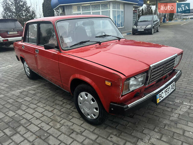 Красный ВАЗ 2107, объемом двигателя 1.45 л и пробегом 35 тыс. км за 1600 $, фото 2 на Automoto.ua