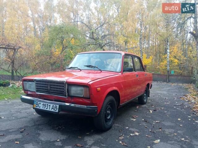 ВАЗ 2107 1992 в Львове на Automoto.ua Красный ВАЗ 2107, объемом двигателя 1.5 л и пробегом 35 тыс. км за 1300 $, фото 18 на Automoto.ua