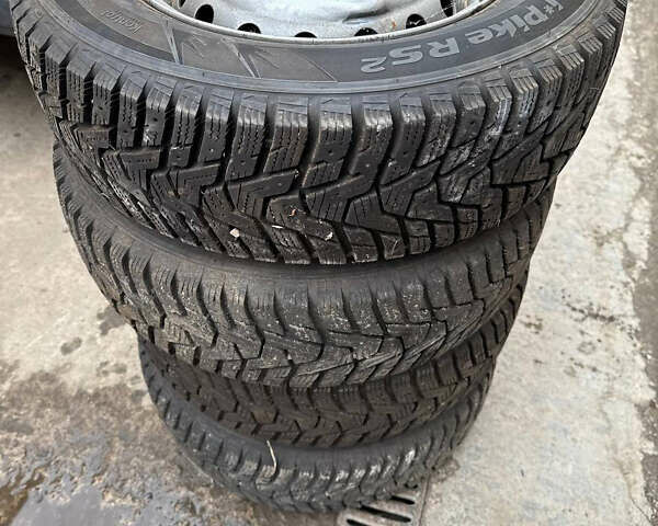 Красный ВАЗ 2107, объемом двигателя 1.45 л и пробегом 15 тыс. км за 1800 $, фото 11 на Automoto.ua