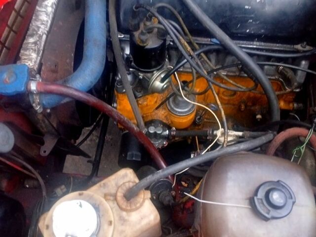 Красный ВАЗ 2107, объемом двигателя 1.5 л и пробегом 0 тыс. км за 850 $, фото 3 на Automoto.ua