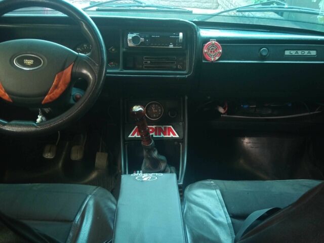 Червоний ВАЗ 2107, об'ємом двигуна 1.5 л та пробігом 790 тис. км за 1100 $, фото 1 на Automoto.ua