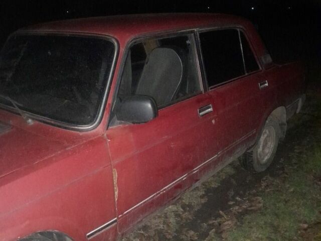 Красный ВАЗ 2107, объемом двигателя 1.5 л и пробегом 7 тыс. км за 358 $, фото 6 на Automoto.ua