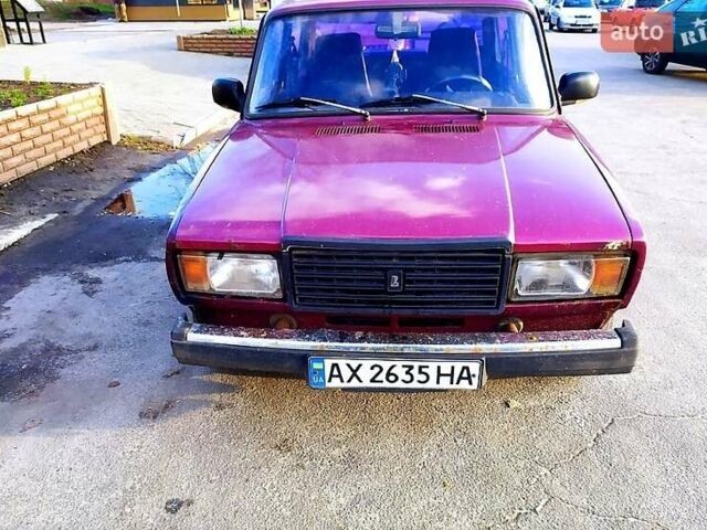 Красный ВАЗ 2107, объемом двигателя 1.5 л и пробегом 610 тыс. км за 600 $, фото 3 на Automoto.ua