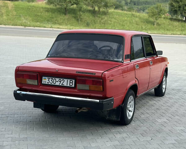 Красный ВАЗ 2107, объемом двигателя 1.6 л и пробегом 70 тыс. км за 1500 $, фото 3 на Automoto.ua