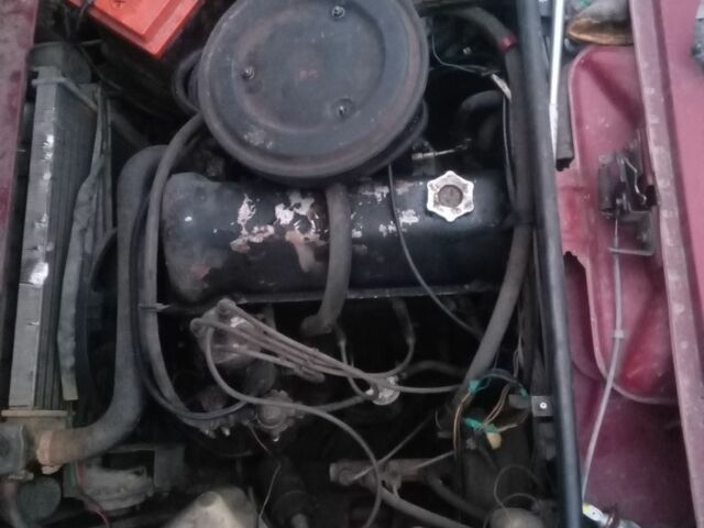 Красный ВАЗ 2107, объемом двигателя 0 л и пробегом 275 тыс. км за 593 $, фото 4 на Automoto.ua